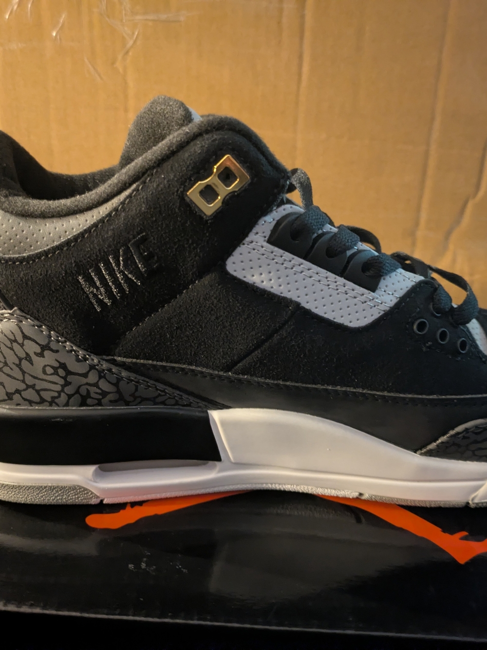 Nike Air Jordan 3 Retro Black And Grey Size 10 New In Box! - Picture 4 of 8